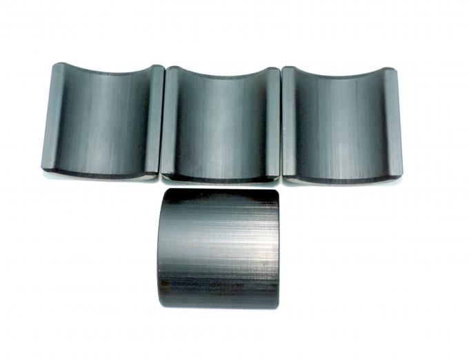 Certification permanente de la tolérance IATF16949 des aimants 0.05mm de ferrite d'ARC